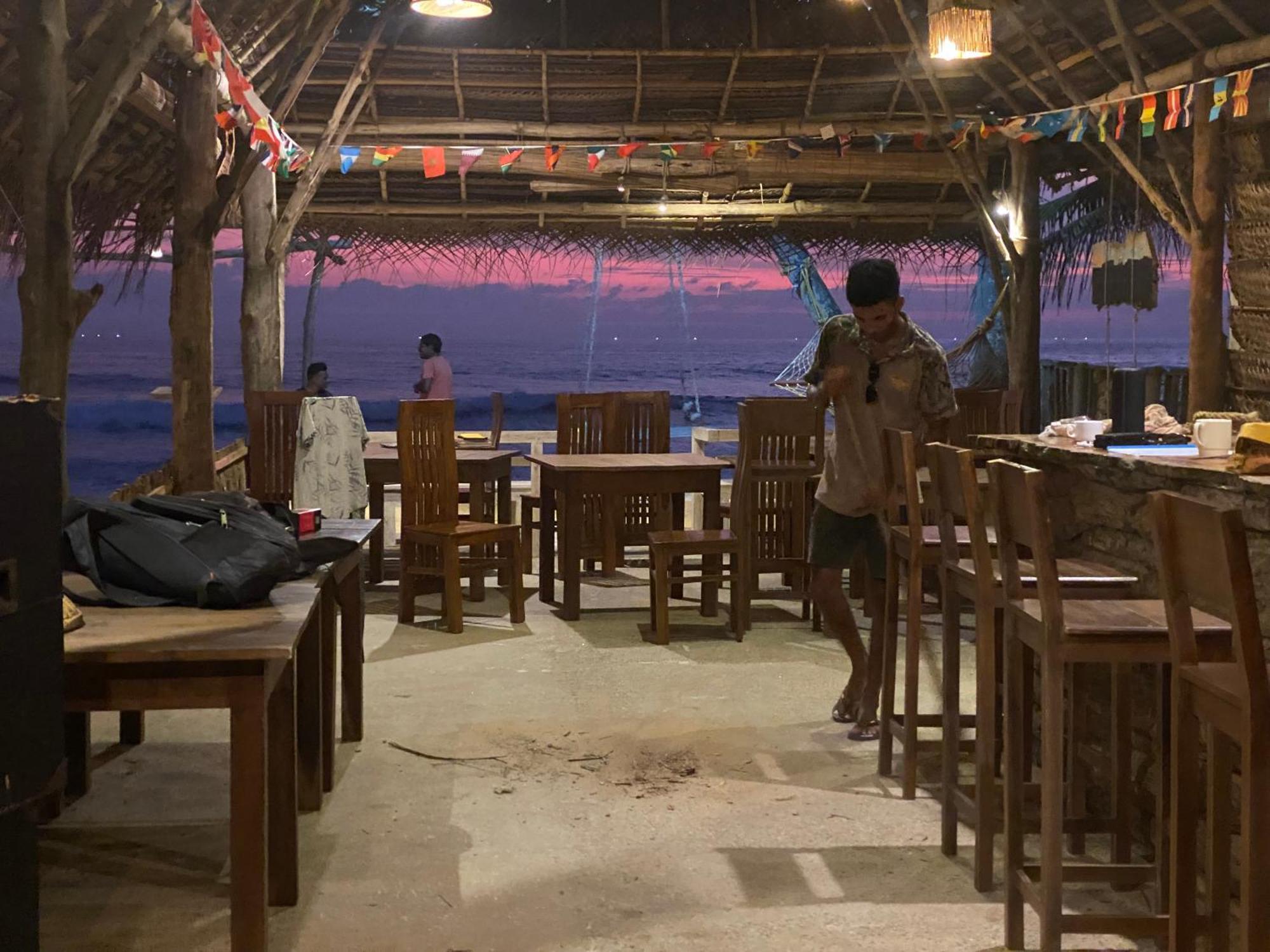 Sapphire Blue Hotel Hikkaduwa Exterior photo